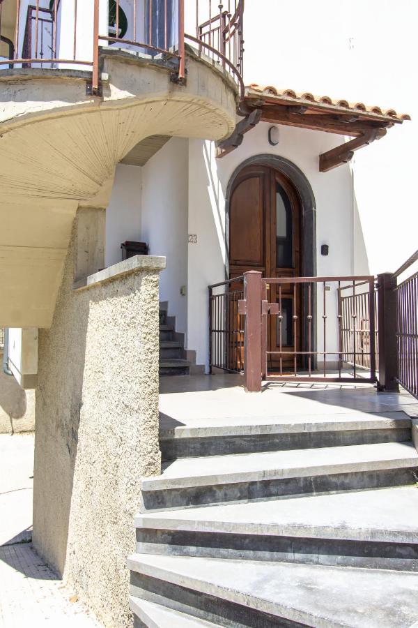 Dd House Family Holiday Apartment Cecina  Εξωτερικό φωτογραφία