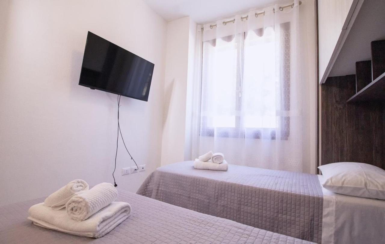 Dd House Family Holiday Apartment Cecina  Εξωτερικό φωτογραφία