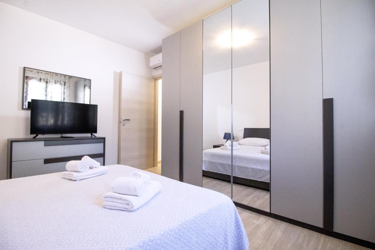Dd House Family Holiday Apartment Cecina  Εξωτερικό φωτογραφία
